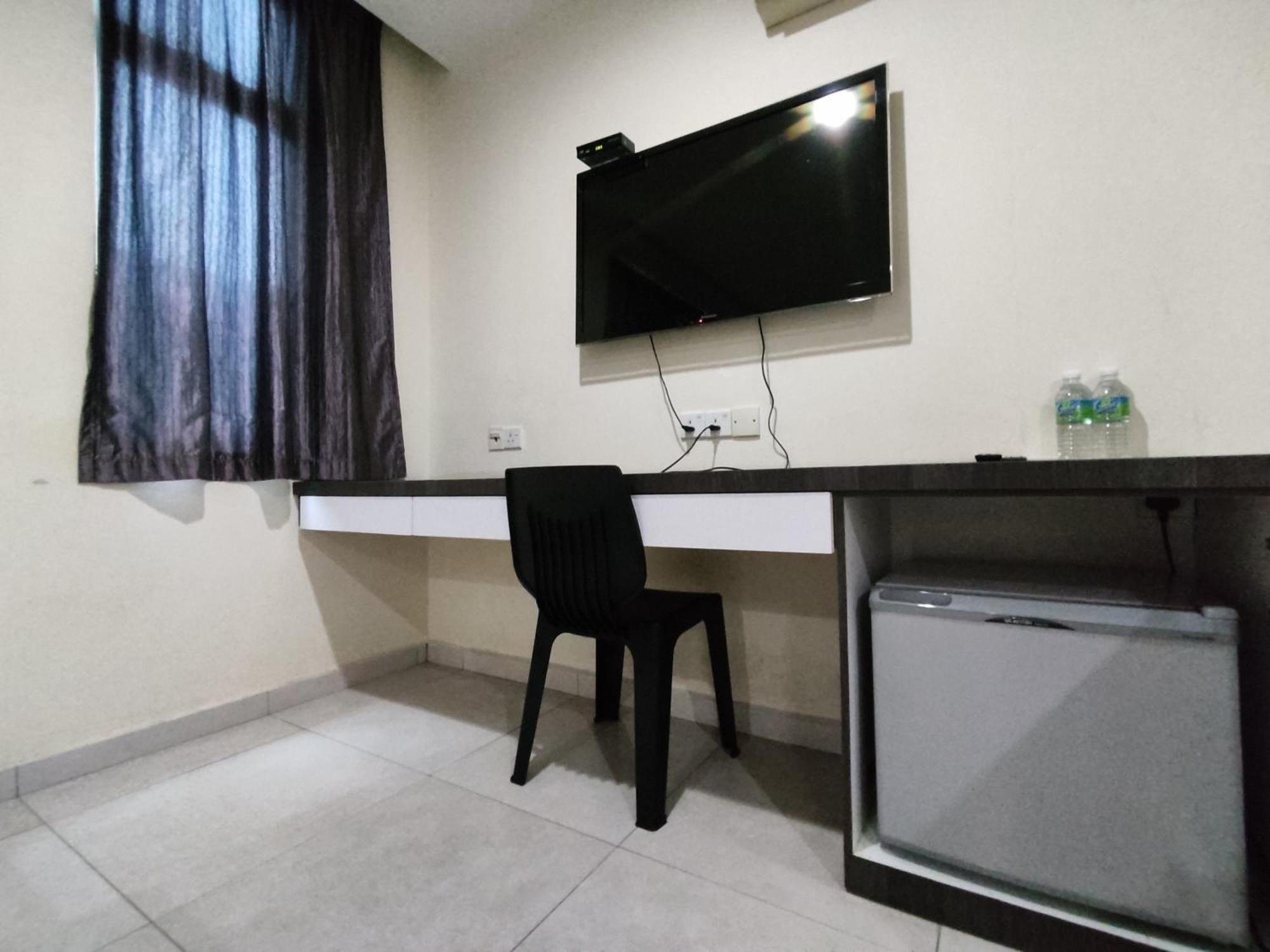 Star Bay Hotel Lumut Room photo